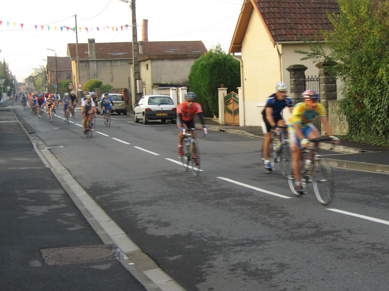 photo061001_11